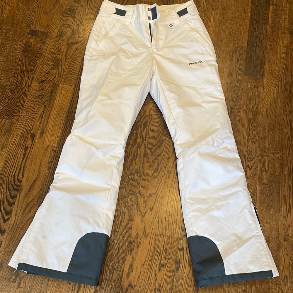 Women’s ski pants size medium